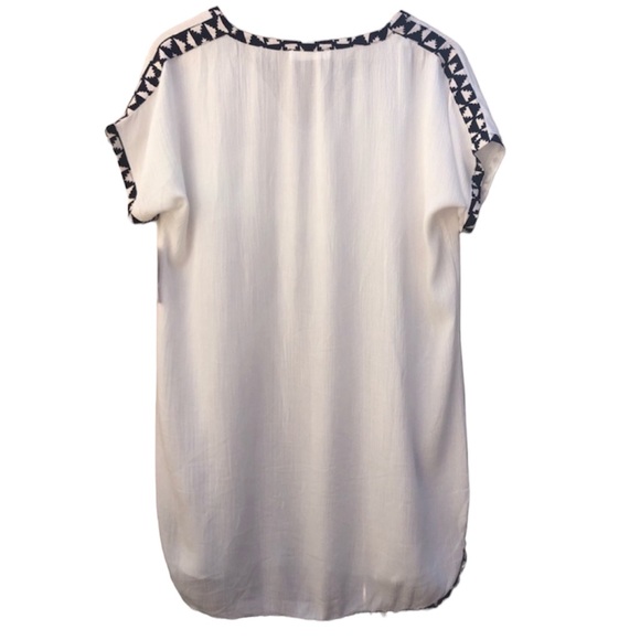 Short Sleeve Sheer V-Neck Tunic NWT Women’s Size Small - Picture 4 of 6